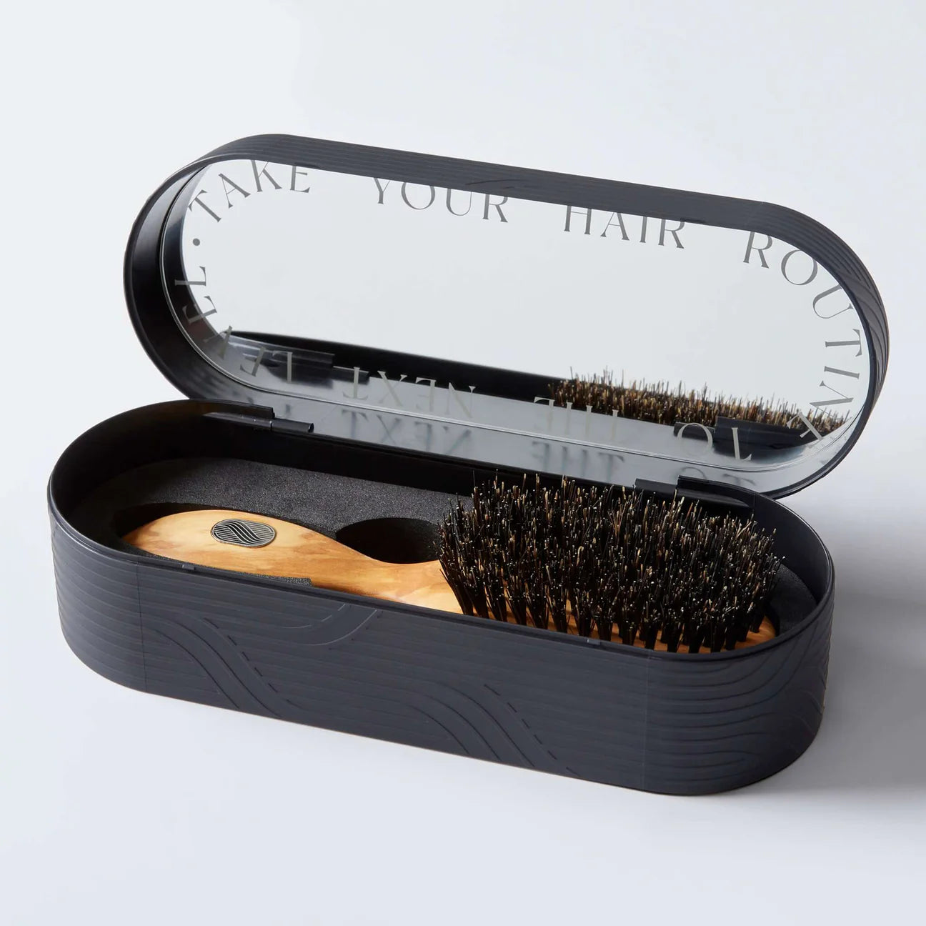 Altesse Studio Prestige - 100% Handmade Hairbrush Care & Shine
