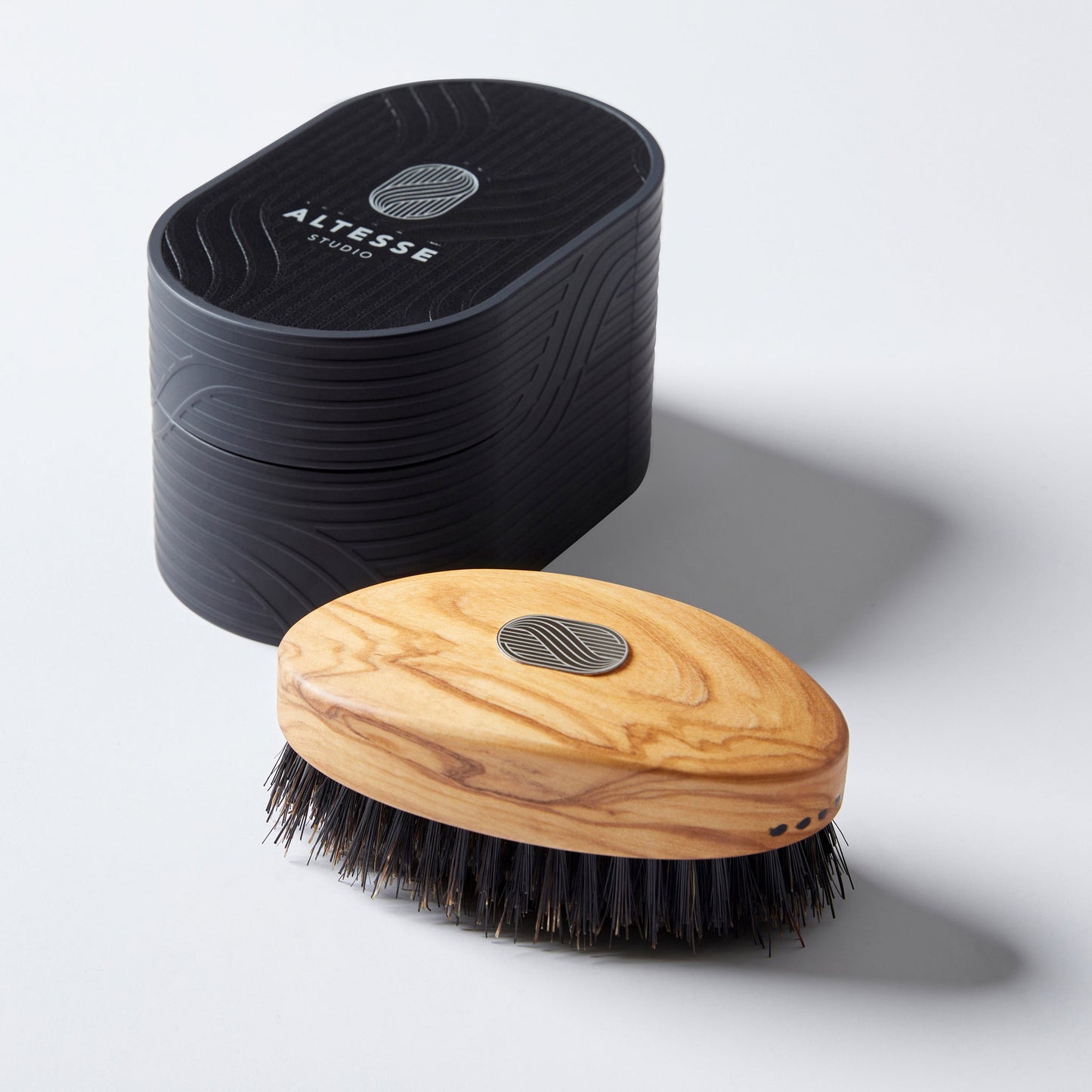 Altesse Studio Prestige - The 100% Handmade Hair & Beard Brush