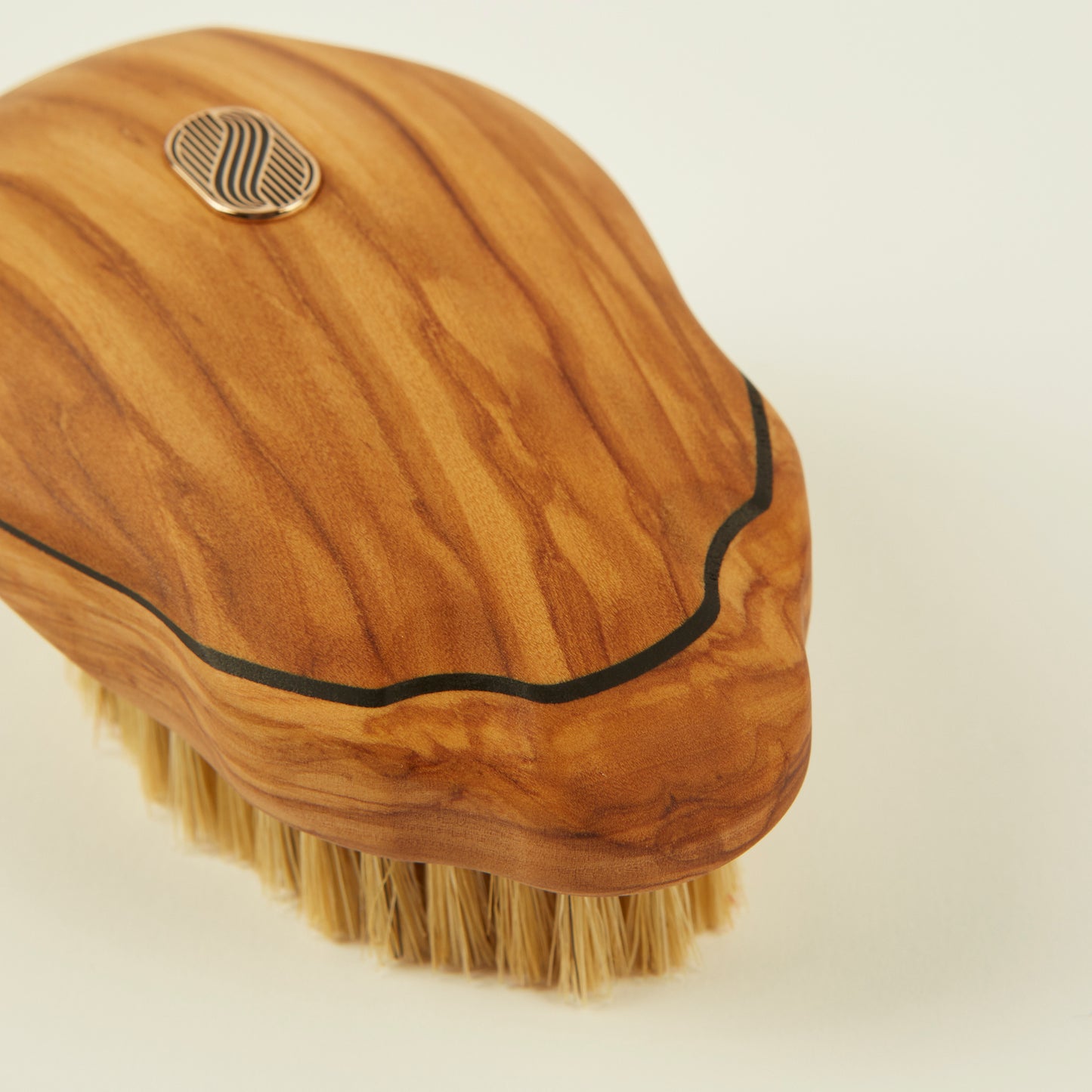 Altesse Studio Vitalis Body Brush – Normal Skin