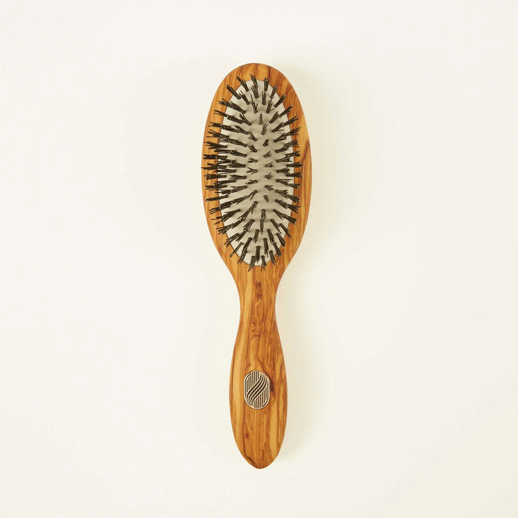 Altesse Studio Gentle Detangling Hairbrush