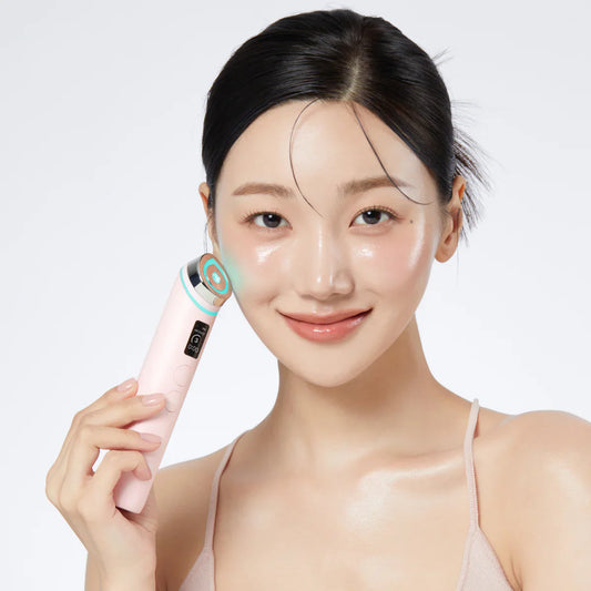 Medicube AGE-R Booster Pro + FREE K-Beauty Glow Facial
