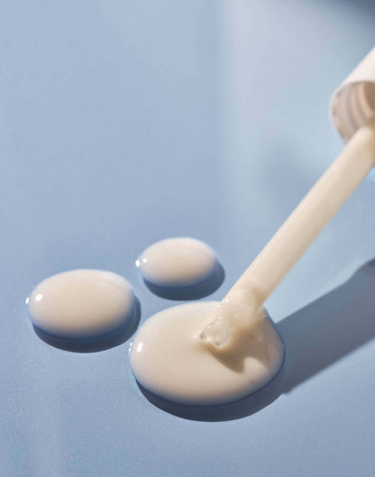 et al. Radiant Primer Antipollution Serum texture