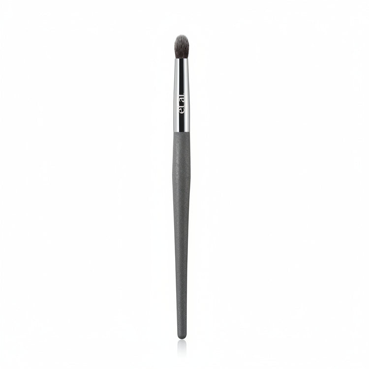Beauty Edit Mayfair - et al. Small Buffing Brush