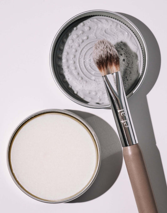 et al. solid Makeup Brush Cleanser 30g